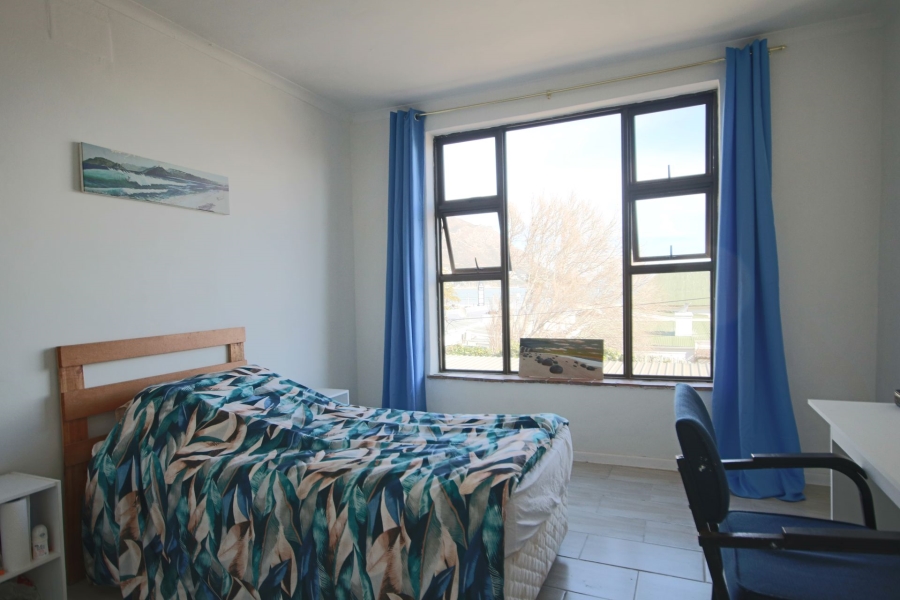 2 Bedroom Property for Sale in Gordons Bay Village Western Cape